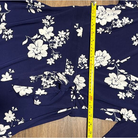 VINCE CAMUTO Dress Size 8 Floral Wrap Navy Blue Short Sleeve V-Neck Stretchy Tie - Picture 7 of 8